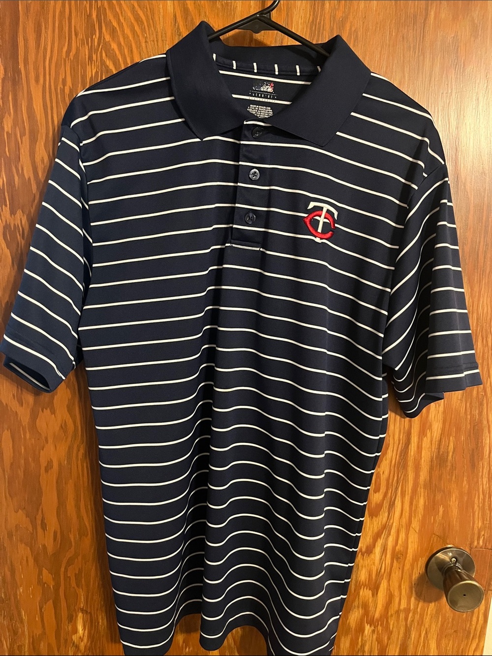 MLB Minnesota Twins Polo with Embroidered Chest Logo- Men’s Large